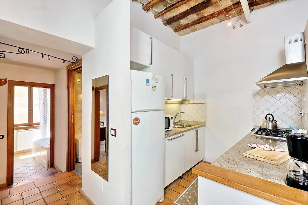 Lungaretta 2 Apartment Rome